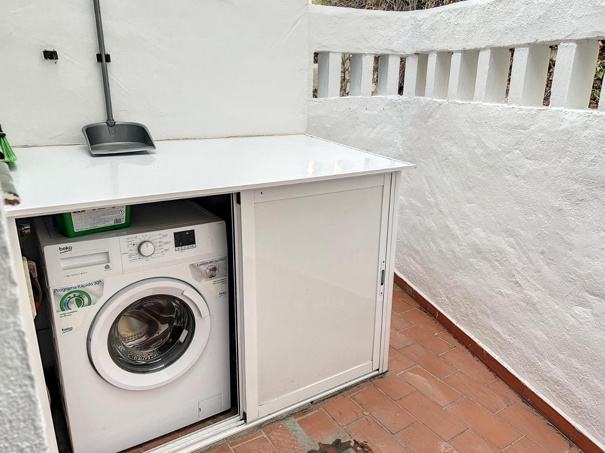 Agradable Adosado Con Piscina La Hidalga Benalmádena Exterior foto