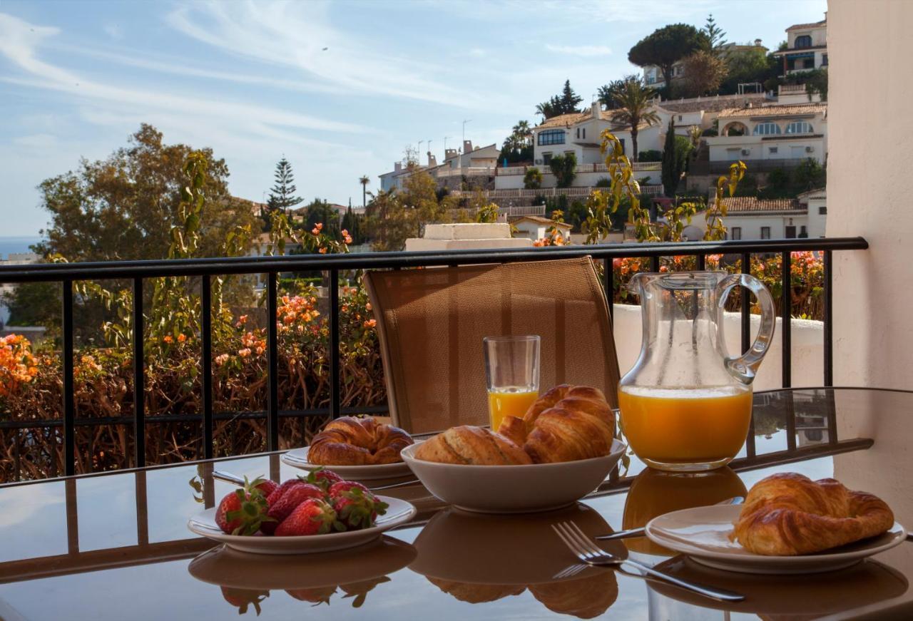 Agradable Adosado Con Piscina La Hidalga Benalmádena Exterior foto