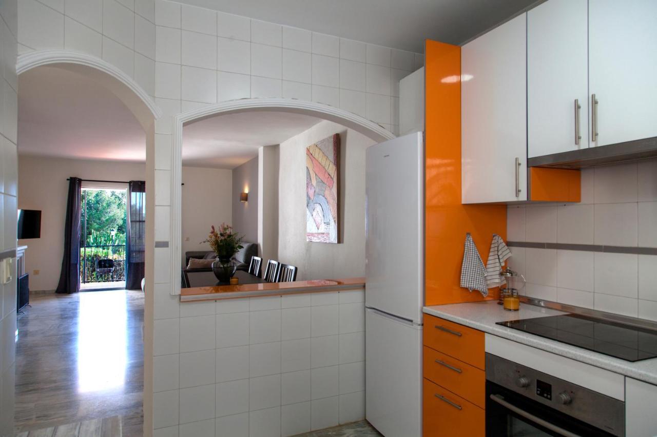 Agradable Adosado Con Piscina La Hidalga Benalmádena Exterior foto
