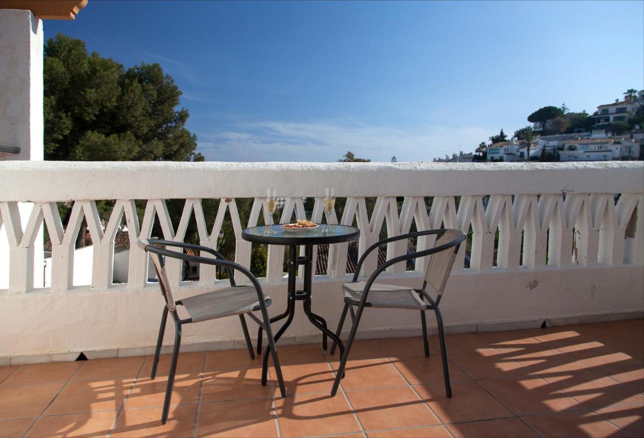 Agradable Adosado Con Piscina La Hidalga Benalmádena Exterior foto