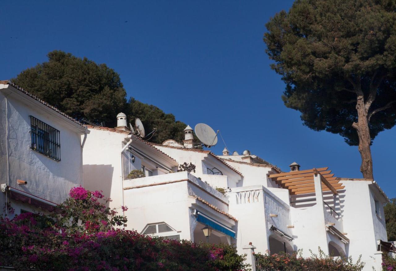Agradable Adosado Con Piscina La Hidalga Benalmádena Exterior foto